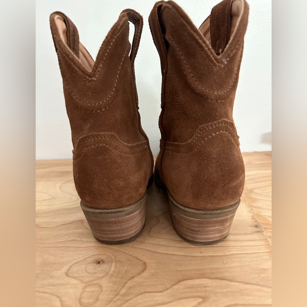 Dingo Suede Booties NIB
**See description for sizing** - Picture 5 of 11